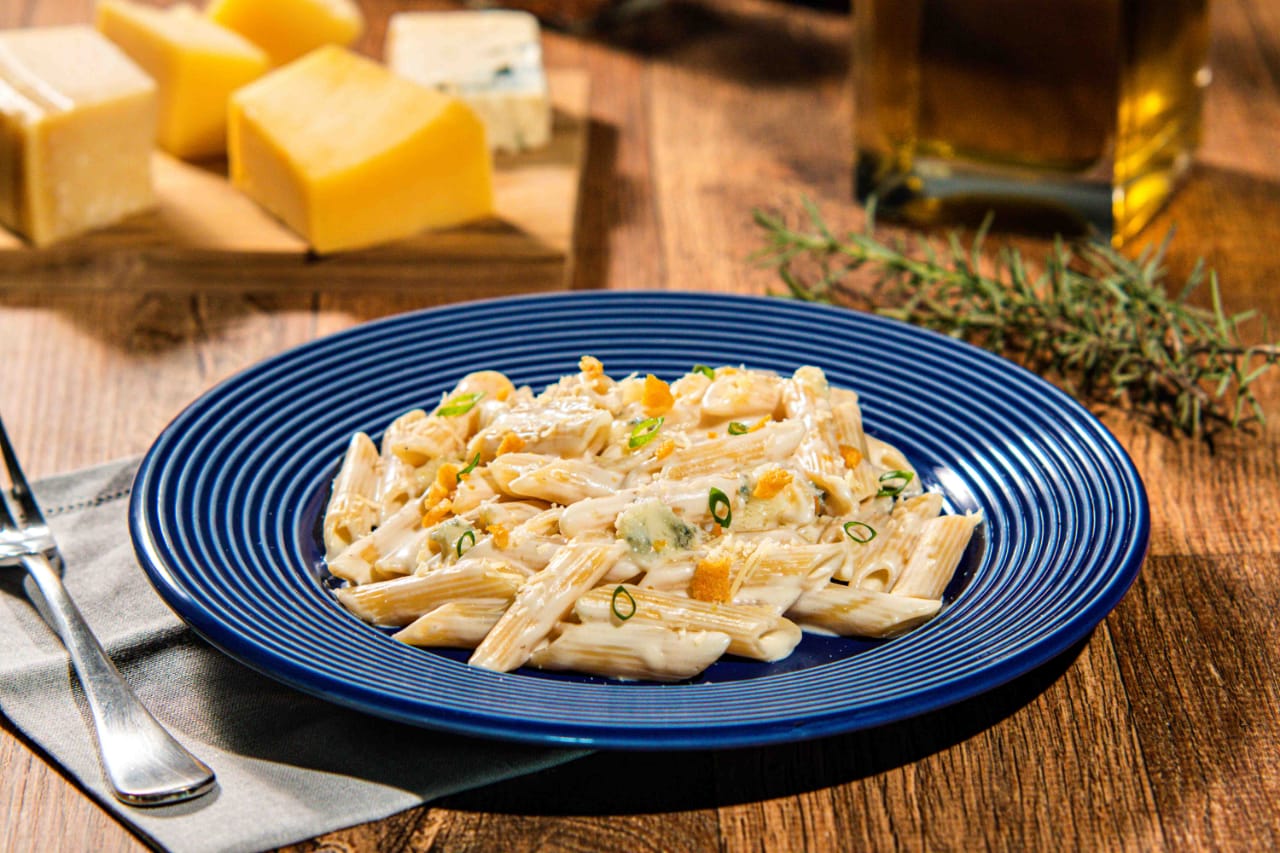 Penne Rigate a 4 Queijos: Praticidade e sabor para os dias corridos de fim de ano