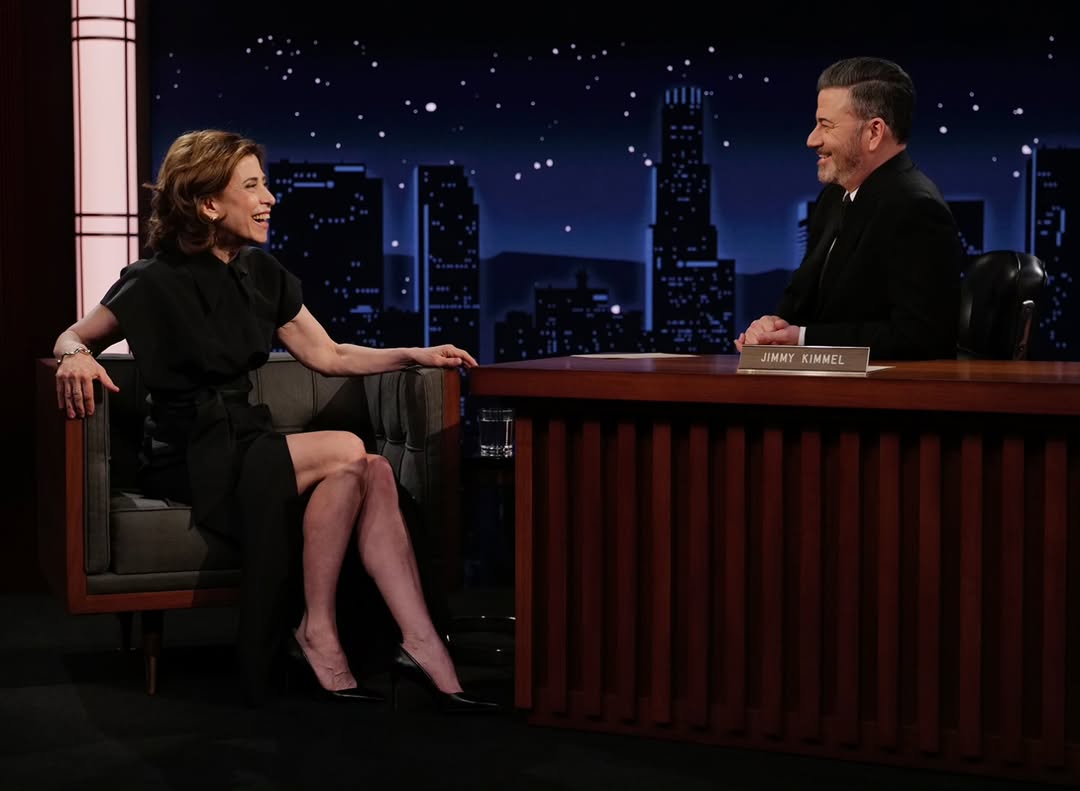 Autenticidade e humor de Fernanda Torres impulsionam sucesso em Hollywood