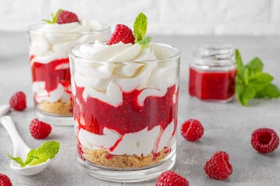 Receita de Creme de Frutas Vermelhas do Divino Fogão é aposta para sobremesa leve e prática