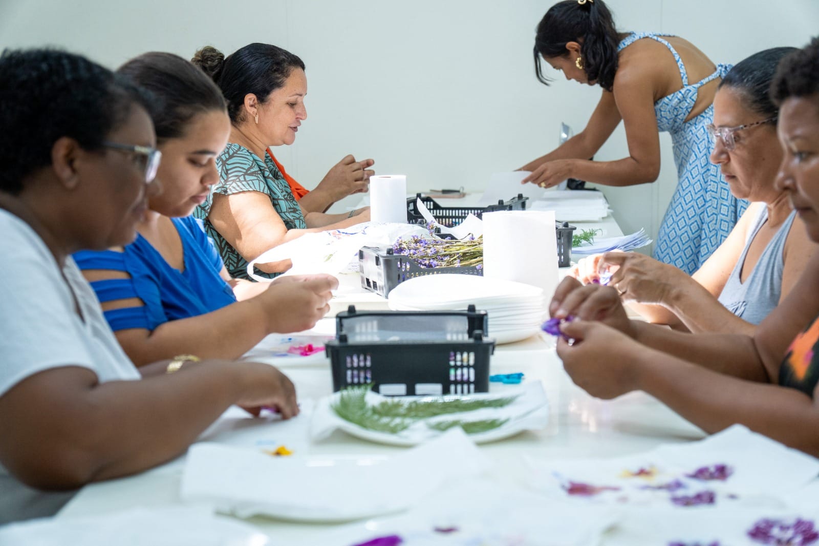 Instituição Aparecido Savegnago promove oficinas para mães de alunos em Sertãozinho