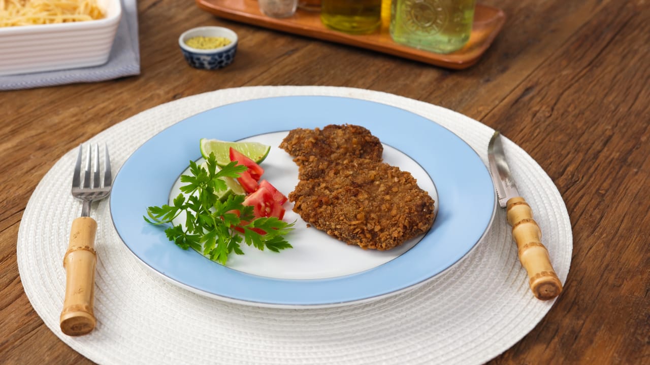 Filé Mignon Empanado com Biscoito Cream Cracker