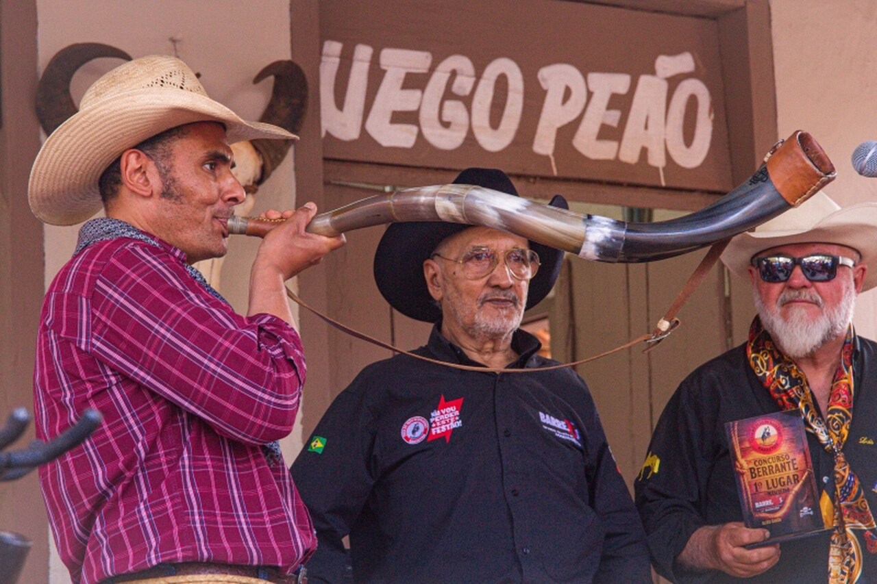 Concurso de Berranteiros elege campeões da 70ª edição da Festa do Peão de Barretos